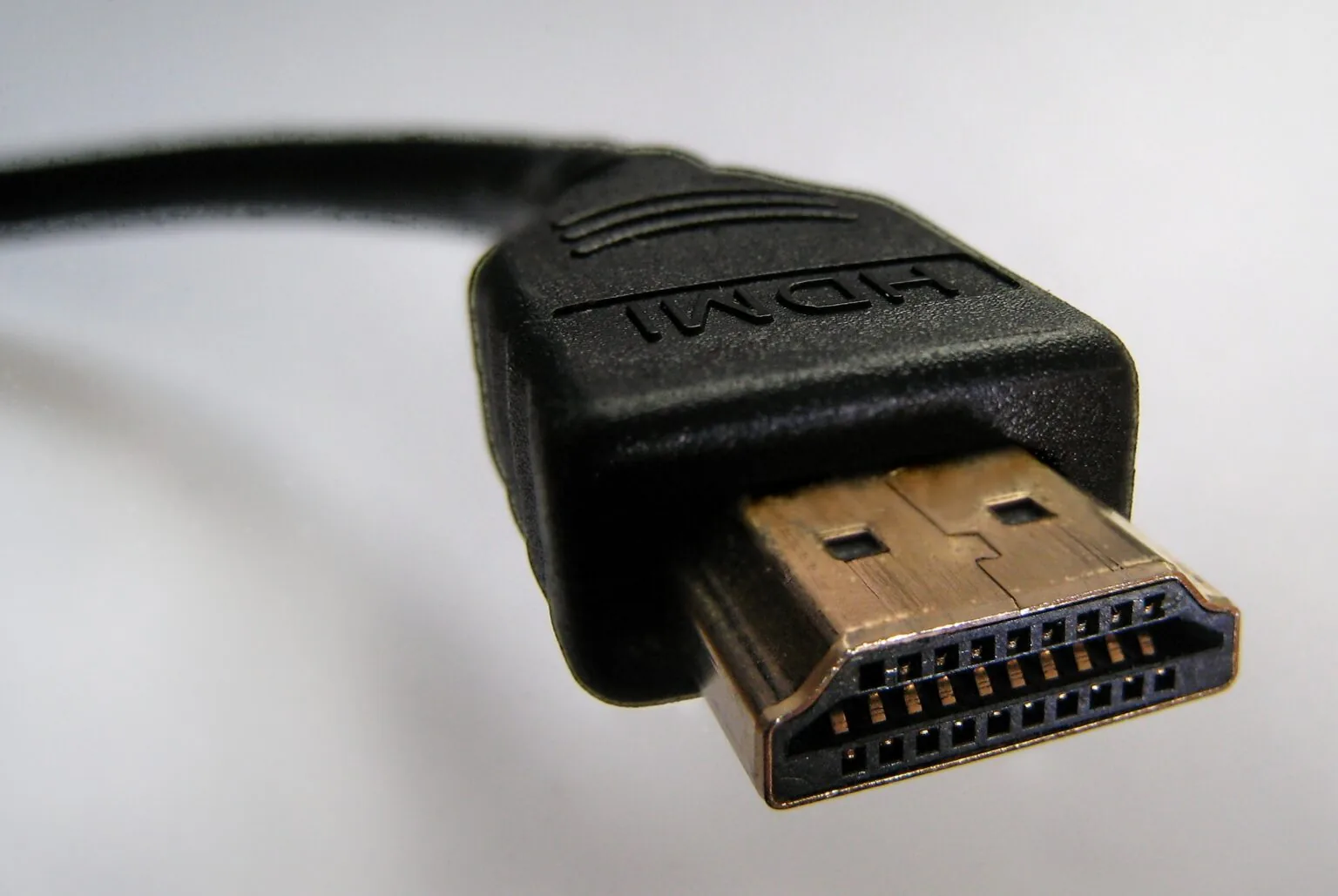 HDMI Full vs Limited RGB: Fix Crushed or Washed-Out Blacks